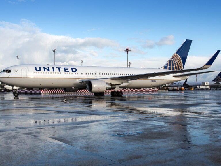 United Airlines flight to China diverted to San Francisco after pilot forgets passport – NBC News
