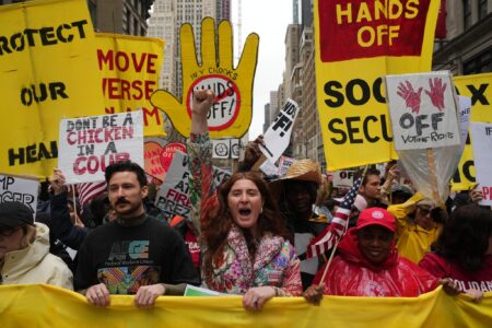 Teargas used to disperse anti-Trump protests across US – as it happened – The Guardian