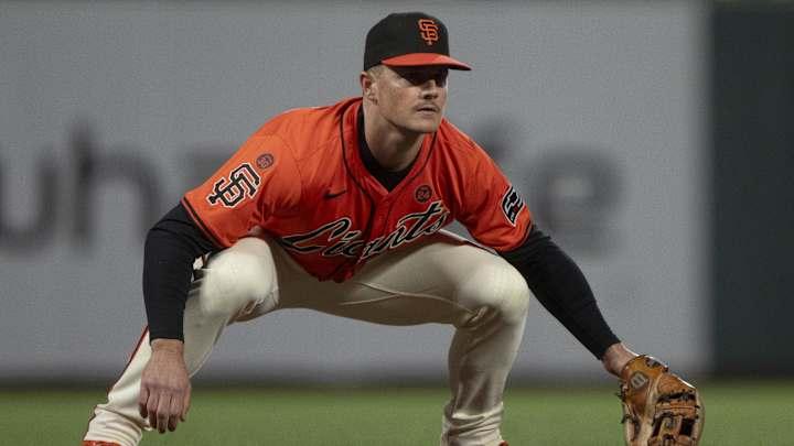 Giants Third Baseman Making Strides To Come Off Injured List Soon – Sports Illustrated