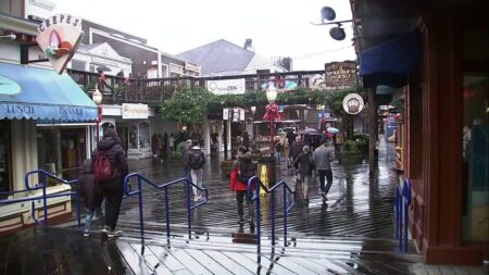 Are Dirty Streets and Homelessness Pushing Visitors Away from San Francisco’s Pier 39? Share Your Thoughts! Are dirty streets, homeless driving business away from San Francisco’s Pier 39? Your opinions here – ABC7 San Francisco