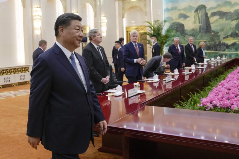 China’s Xi Jinping Dines with U.S. Business Leaders in San Francisco, Hints at Pandas’ Possible Return China’s Xi Jinping dines in San Francisco with U.S. business leaders, hints at return of pandas – The San Francisco Standard