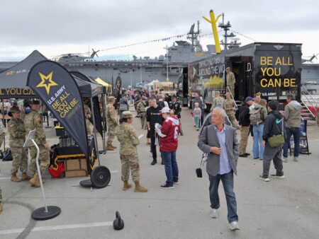 News – Army Introduces itself during San Francisco Fleet Week – DVIDS