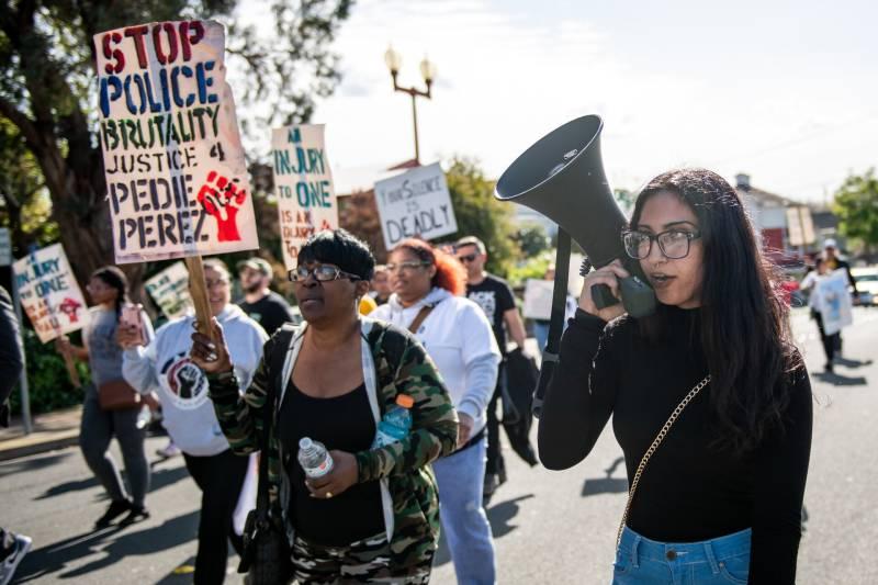 Bay Area protesters decry U.S. airstrikes on Iran amid global tensions – Axios