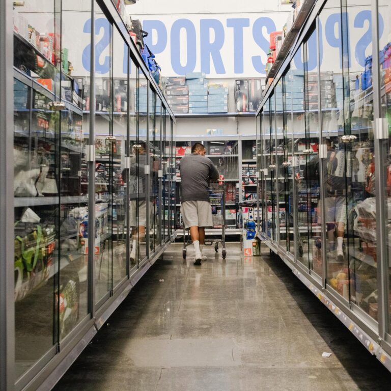 Why Shoplifting Is Now De Facto Legal In California – Hoover Institution