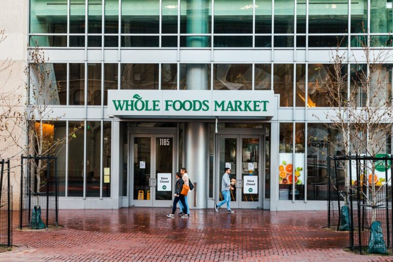 Whole Foods temporarily closes its San Francisco flagship store due to safety concerns – USA Today