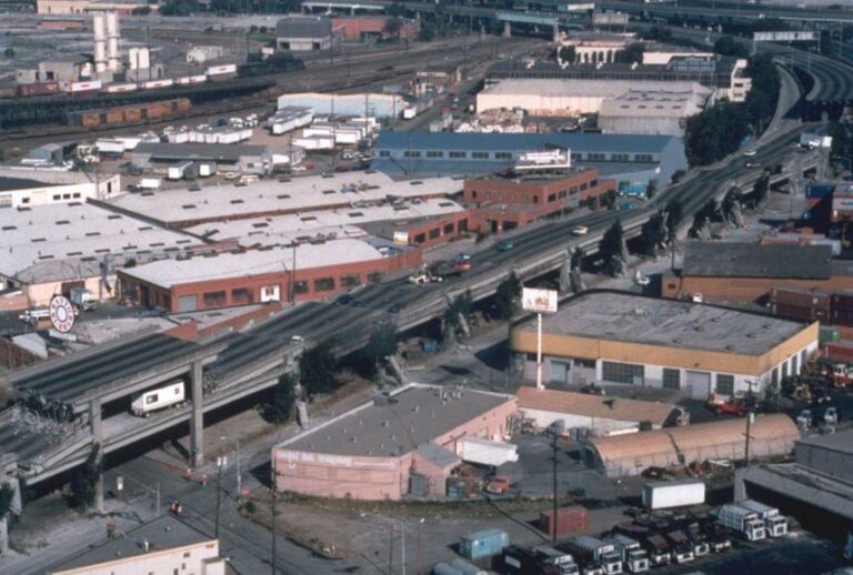 Reflecting on the Loma Prieta Earthquake: A Defining Moment in History Oct 17, 1989 CE: Loma Prieta Earthquake – National Geographic Society