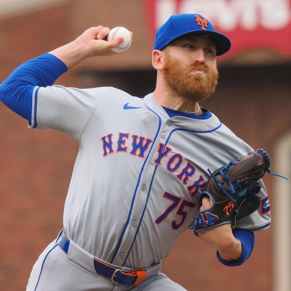 New York Mets Acquire Workhorse Relief Pitcher in Trade With San Francisco Giants – Sports Illustrated