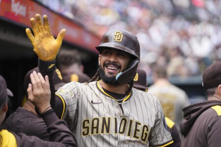 San Diego Padres vs. San Francisco Giants odds, tips and betting trends | August 21 – Sportsbook Wire