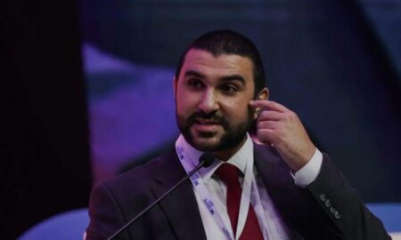 Anger after British commentator held by ICE in US for criticising Israel – Sky News