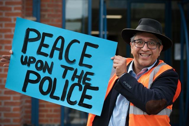 April 24, 1971: Massive Anti-War Protests Ignite in Washington D.C. and San Francisco April 24, 1971: Anti-War Protests in D.C. and San Francisco – Zinn Education Project